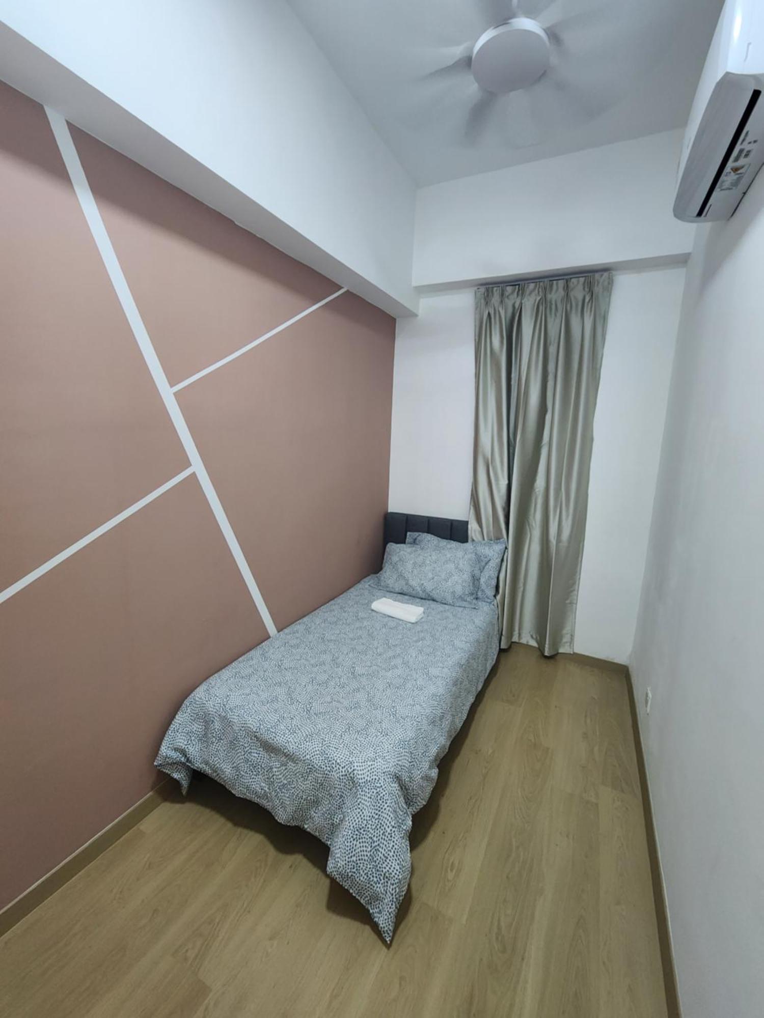 Praicon Tower - Premium Suite 버터워스 외부 사진